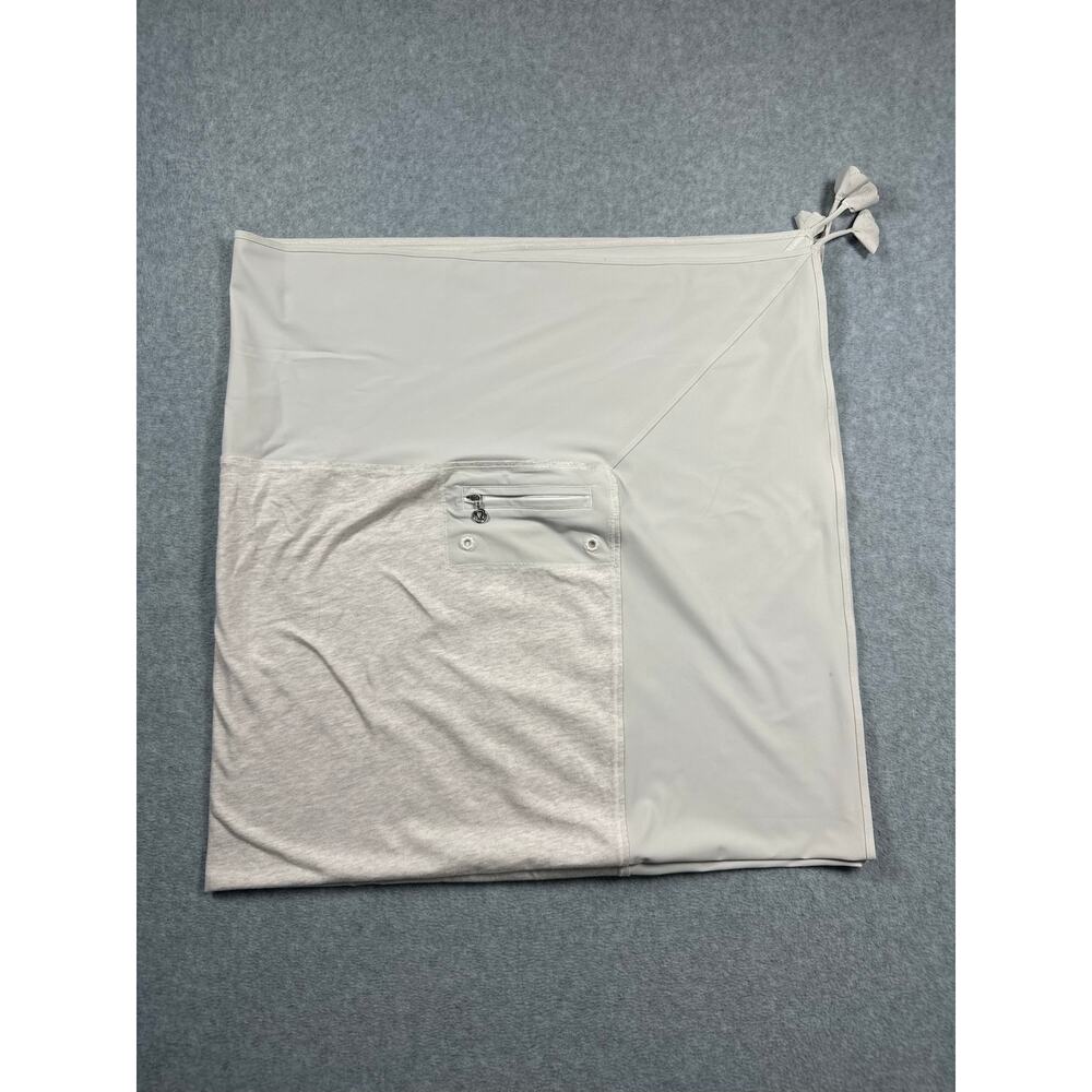 Lululemon Infinity Scarf Nursing Cover 40" x 40" Zip Pocket